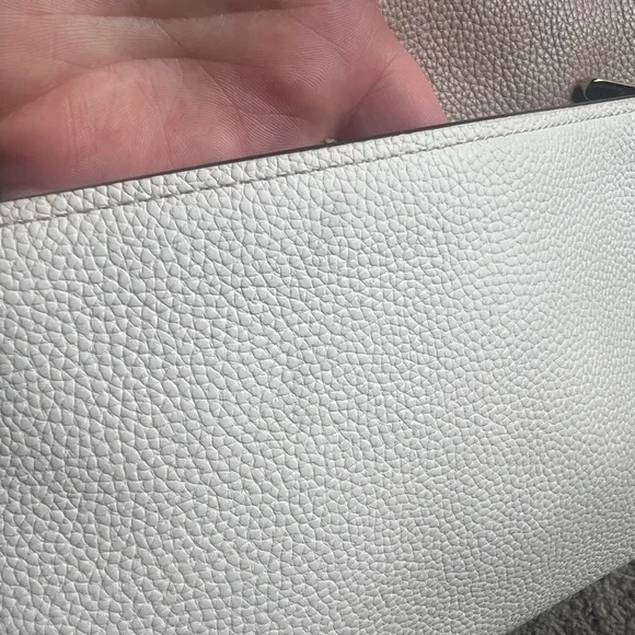 Kate Spade Tan and White Shoulder Bag - Picture 8 of 14